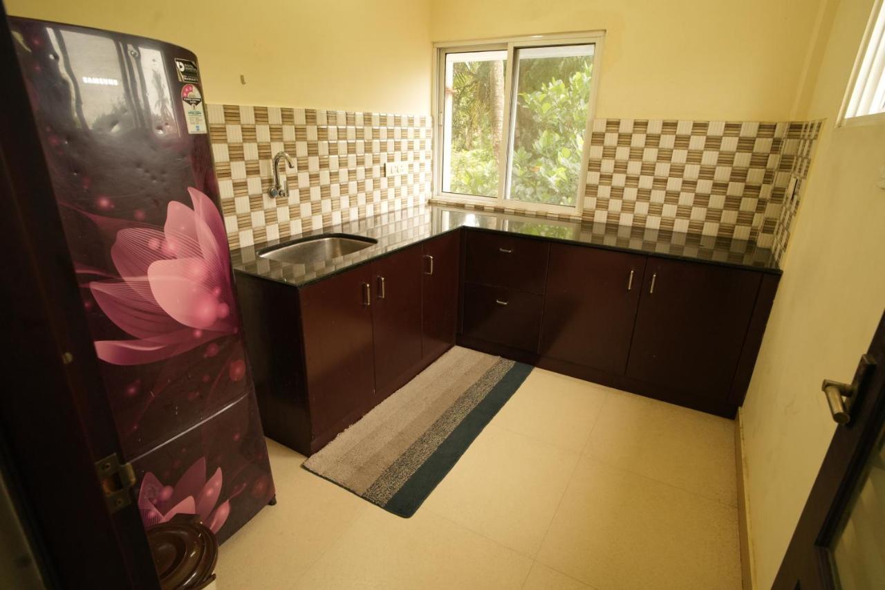 K V Suites Kochi Kültér fotó